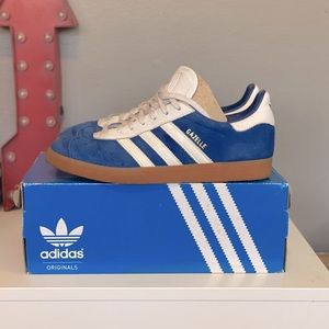 Men’s 8.5, blue suede with white stripe Adidas Gazelles